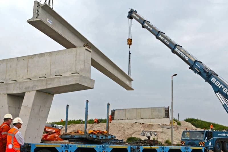 Montaje de puentes prefabricados